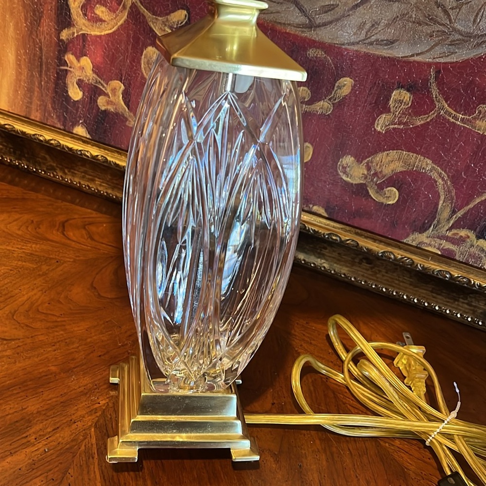Waterford Crystal Finn Versailles Brass Table Lamp Authentic Waterford Shade - Picture 7 of 16